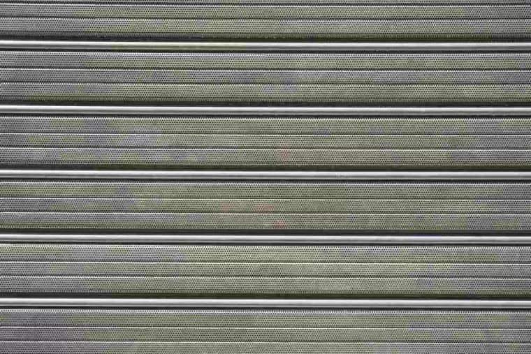 Fabriquer un rideau métallique microperforé, Mougins, Envol et fermetures